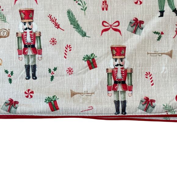 Cupcakes & Cashmere NUTCRACKER BALLET Christmas Placemats 13x19 Set of 4 NEW - Picture 9 of 11